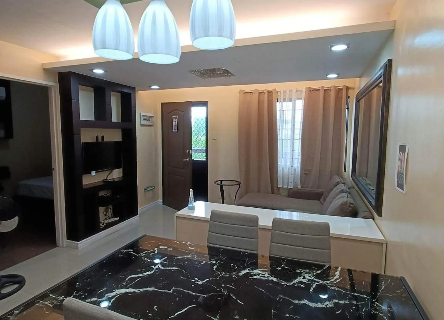 Apartment Alles One Oasis Condo Davao Near Sm Mall With Wifi