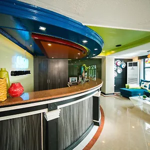 950 Condotel Apartment Angeles
