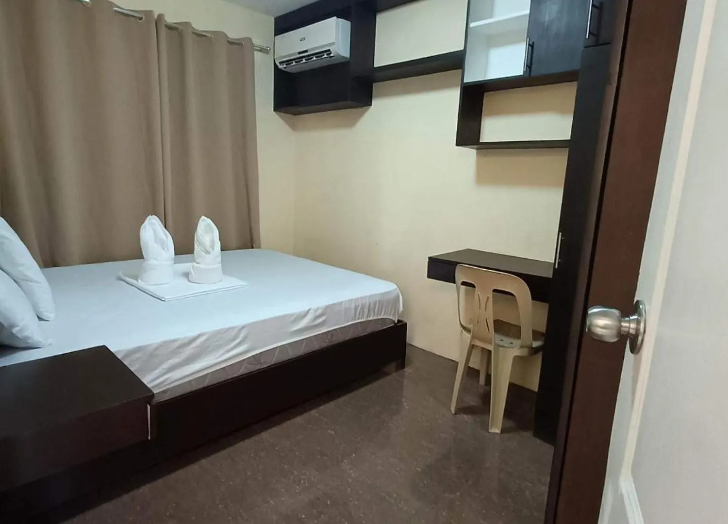 Alles One Oasis Condo Davao Near Sm Mall With Wifi 0*,