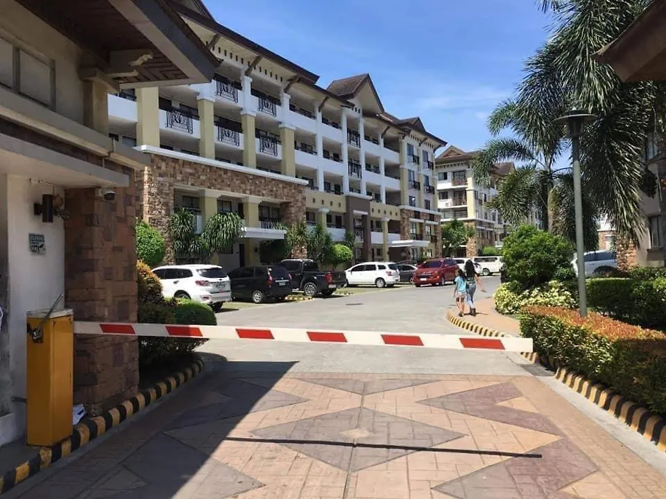 Alles One Oasis Condo Davao Near Sm Mall With Wifi 0*,
