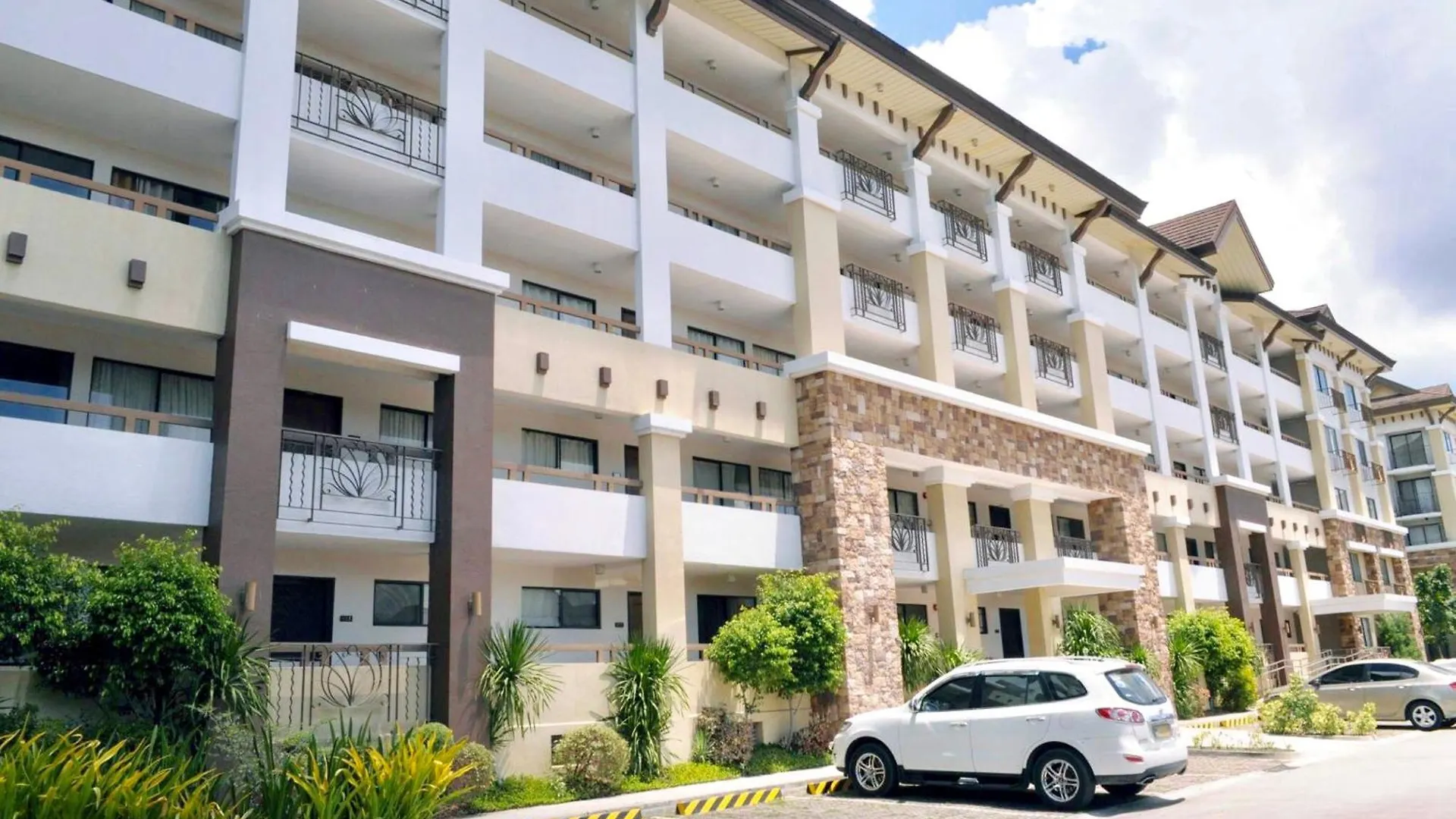 Alles One Oasis Condo Davao Near Sm Mall With Wifi Philippines